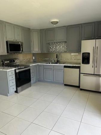 Cutler Creek Village, 10370 SW 220th St #116, Cutler Bay, Florida 33190, image 1