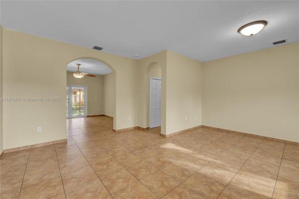 Tennessee Estates, 706 SE 13th Ter, Homestead, Florida 33033, image 2