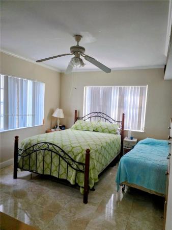Nonnie Sue, 543 Meridian Ave #1, Miami Beach, Florida 33139, image 3