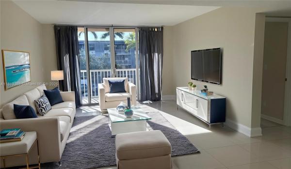 Sheridan East, 1350 SE 3rd Ave #309, Dania Beach, Florida 33004, image 1