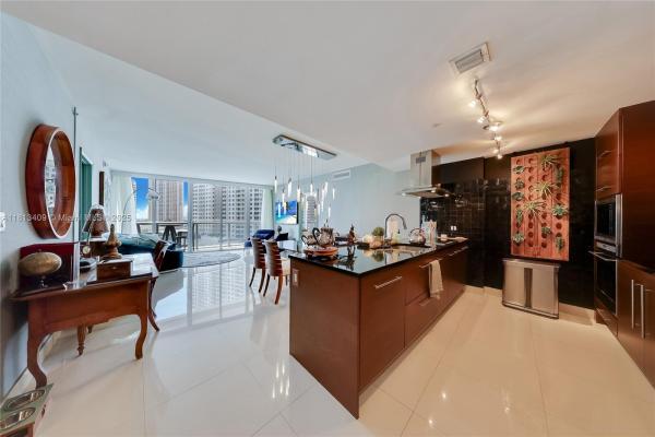 Icon Brickell Tower 1, 465 Brickell Ave #1019, Miami, Florida 33131, image 1