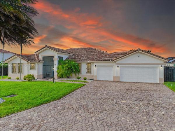 12922 SW 221st St, Miami, Florida 33170, image 1