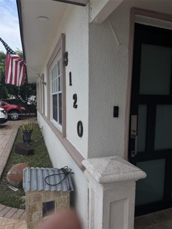 Lee Manor, 3120 SW 102nd Pl, University Park, Florida 33165, image 2