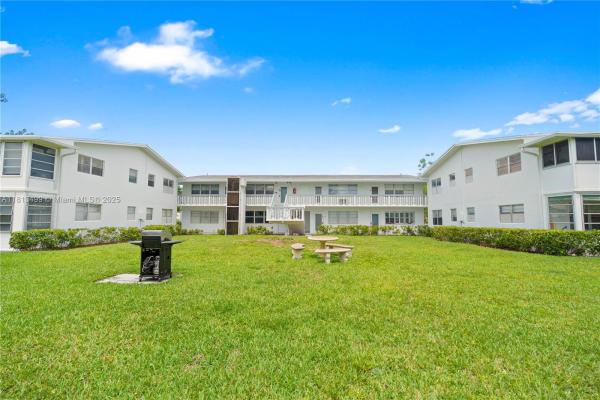 67 Harwood H #67, Deerfield Beach, Florida 33442, image 1
