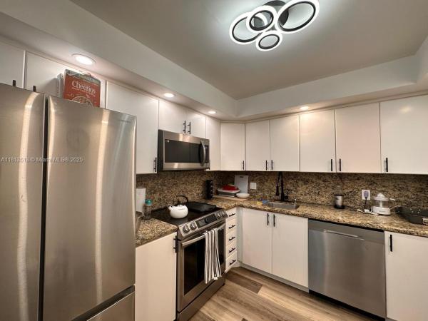 The Hallmark Of Hollywood, 3800 S Ocean Dr #1808, Hollywood, Florida 33019, image 1