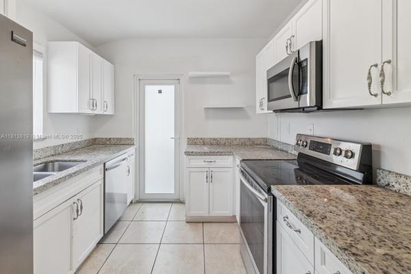 Silver Bluff Estates, 2350 SW 26th St, Miami, Florida 33133, image 3