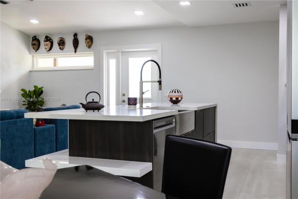 Chelsea At Jacaranda, 9323 N Chelsea Dr N, Plantation, Florida 33324, image 1