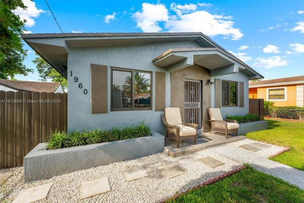 17th Avenue Manor, 1960 NW 50th St, Brownsville, Florida 33142, image 3