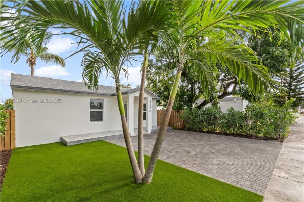 High Ridge Park, 2374 NW 56th St, Brownsville, Florida 33142, image 3
