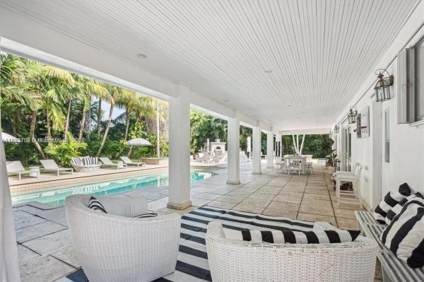 Bay Lure, 1255 NE 93rd St, Miami Shores, Florida 33138, image 2