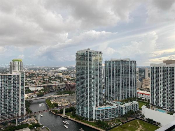 Reach Brickell City Centre, 68 SE 6th St #3604, Miami, Florida 33131, image 1