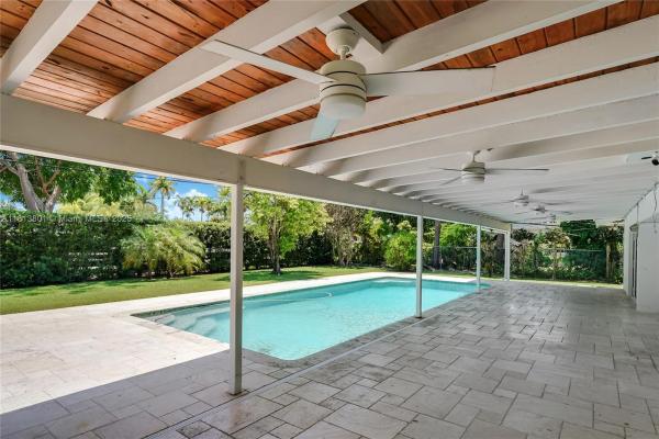 Hallmark Heights Estates, 12305 SW 73rd Ave, Pinecrest, Florida 33156, image 2