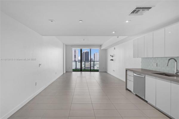 Canvas, 1600 NE 1st Ave #1402, Miami, Florida 33132, image 1