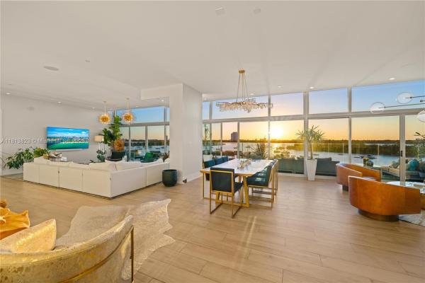 Space 01, 7934 West Dr #501, North Bay Village, Florida 33141, image 1