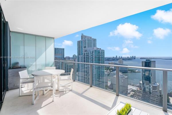 1010 Brickell, 1010 Brickell Ave #4105, Miami, Florida 33131, image 2