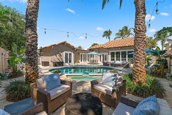 Ocean Walk Place, 105 Rainbow Fish Cir, Jupiter, Florida 33477, image 2