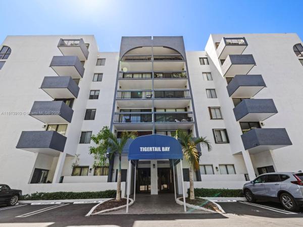 Tigertail Bay, 2715 Tigertail Ave #102, Miami, Florida 33133, image 1