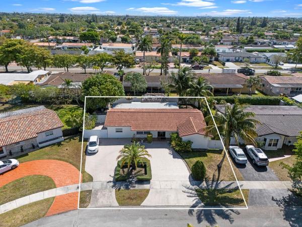 Westbrooke, 1715 SW 102nd Ct, University Park, Florida 33165, image 3