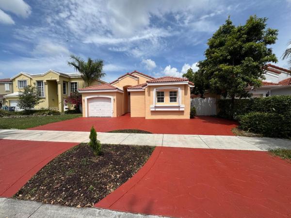 Weitzer At The Hammocks, 9924 SW 156th Ct, The Hammocks, Florida 33196, image 3