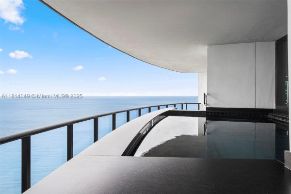 Porsche Design Tower, 18555 Collins Ave #2105, Sunny Isles Beach, Florida 33160, image 3