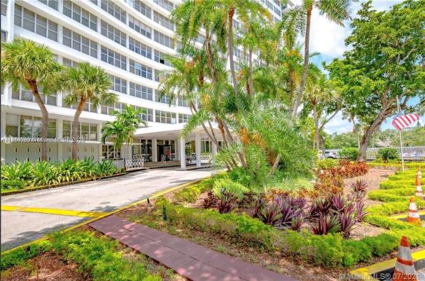 Parkview Point, 7441 Wayne Ave #7P, Miami Beach, Florida 33141, image 1