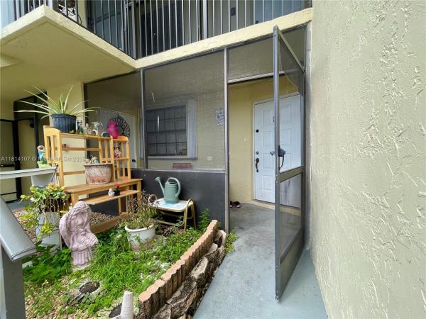 Lakeshore, 1150 N Liberty Ave #1150K, Homestead, Florida 33034, image 2