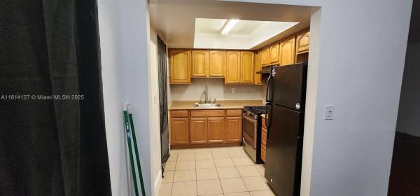 Patterson Park, 371 NE 57th Ct #B, Oakland Park, Florida 33334, image 1