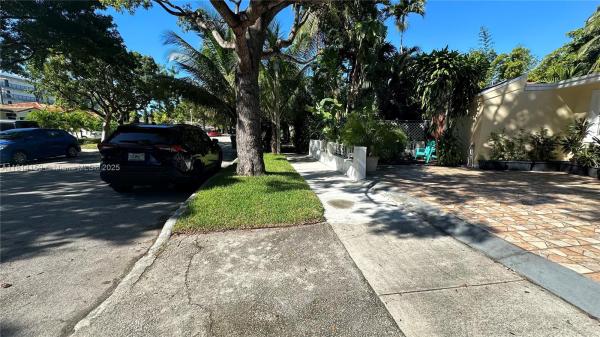 Silver Bluff Estates, 2221 SW 26th Ln, Miami, Florida 33133, image 3