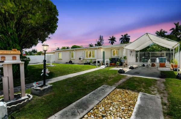 Westwood Lakes Residential, 11240 SW 47th St, Westwood Lakes, Florida 33165, image 3