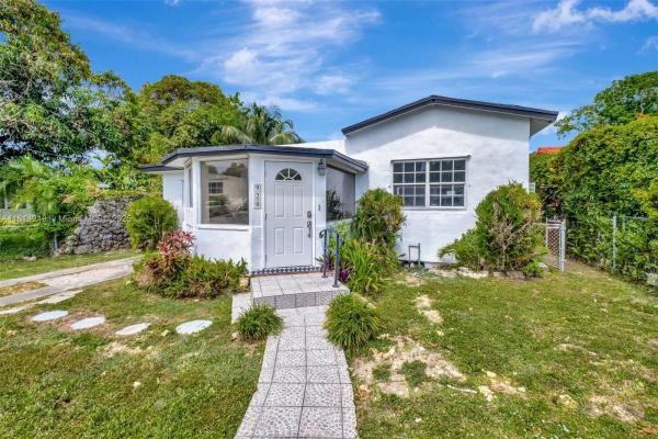 Andres, 920 SW 8th Ct, Miami, Florida 33130, image 1