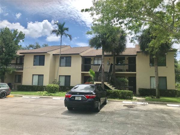Kensington Walk, 21950 Soundview Ter, Boca Raton, Florida 33433, image 1