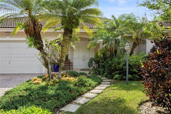 9339 SW 98th Pl, Miami, Florida 33176, image 1