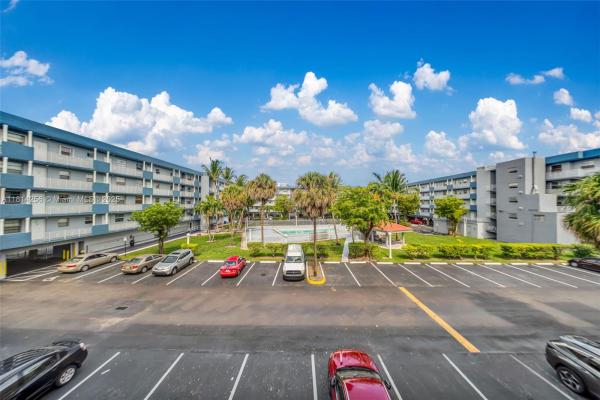 El Sol, 1655 W 44 Pl #346, Hialeah, Florida 33012, image 1