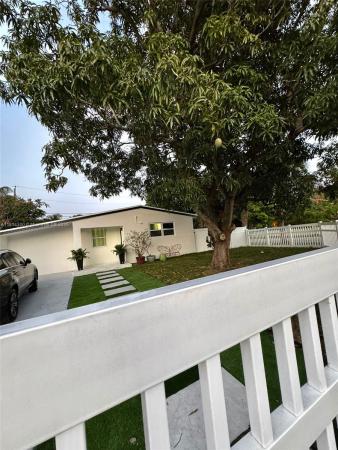 Fort Lauderdale No HOA, 1800 NW 7th Ave, Fort Lauderdale, Florida 33311, image 1