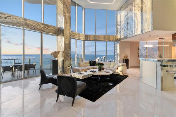 Brickell House, 1300 Brickell Bay Dr #4400, Miami, Florida 33131, image 1