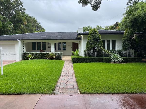Coral Gables Country Club, 1015 SW Catalonia Ave, Coral Gables, Florida 33134, image 1