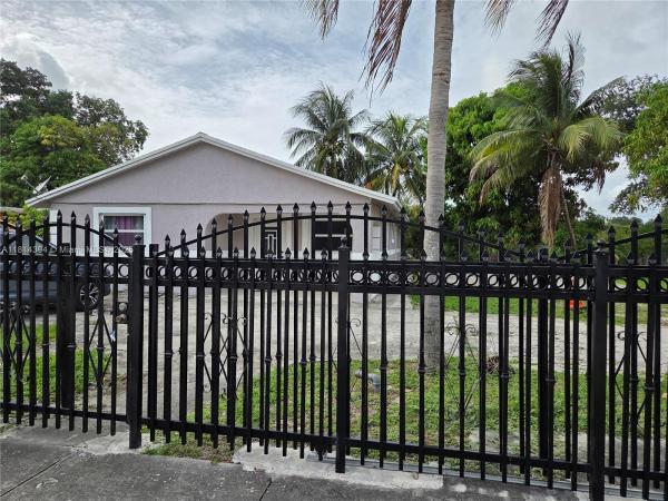 2023 NW 94th St, Miami, Florida 33147, image 1