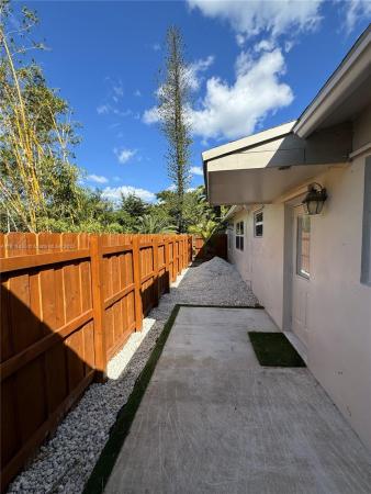Broward Gardens, 4071 SW 51st St #2, Dania Beach, Florida 33314, image 1