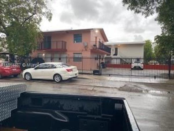 East Little Havana, 677 SW 2nd St, Miami, Florida 33130, image 1