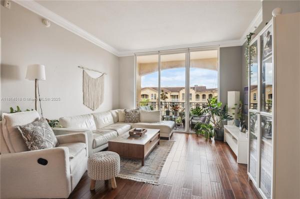 Alaqua, 3001 NE 185th St #632, Aventura, Florida 33180, image 1