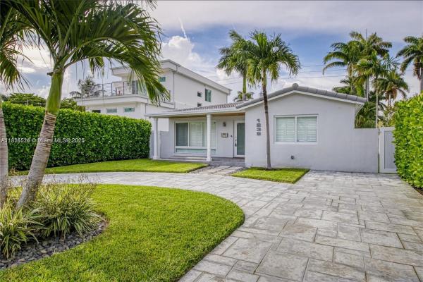 Hollywood Lakes, 1239 Washington St #1239, Hollywood, Florida 33019, image 1
