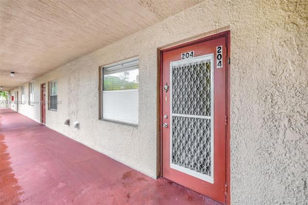 Palm Lakes, 7301 NW 1st St #204, Margate, Florida 33063, image 2