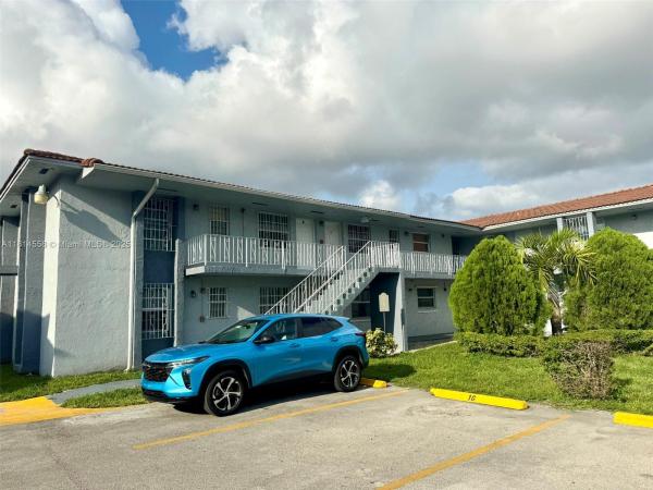 Villa Biscaya Jardines, 4050 NW 135th St #15-11, Opa-Locka, Florida 33054, image 1