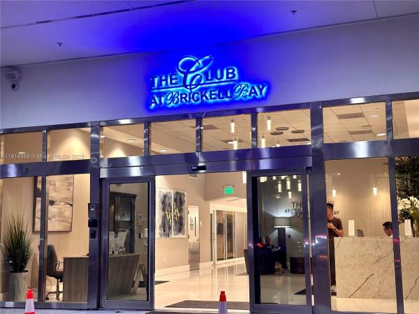 The Club At Brickell Bay, 1200 Brickell Bay Dr #1617, Miami, Florida 33131, image 1