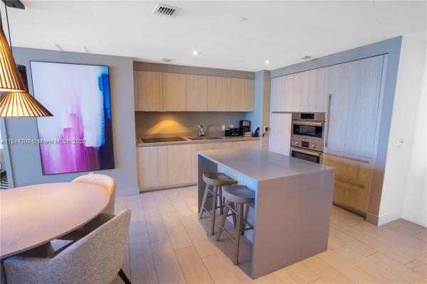 Hyde Beach House, 4010 S Ocean Dr #R1905, Hallandale Beach, Florida 33019, image 2