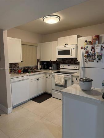 Sunrise Lakes 2, 8350 Sunrise Lakes Blvd #312, Sunrise, Florida 33322, image 1