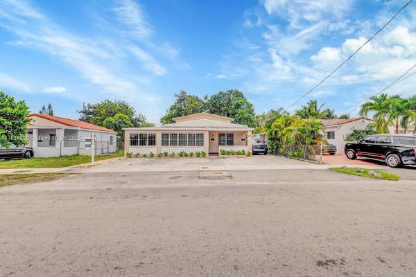 New Life, 435 NW 44th Ave, Miami, Florida 33126, image 1