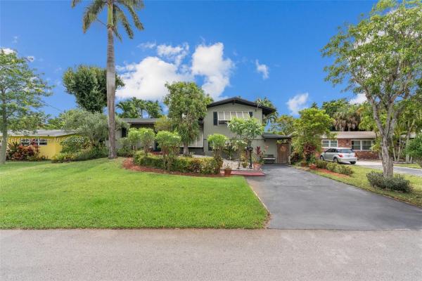 Lauderdale Isles, 2472 Andros Ln, Fort Lauderdale, Florida 33312, image 1