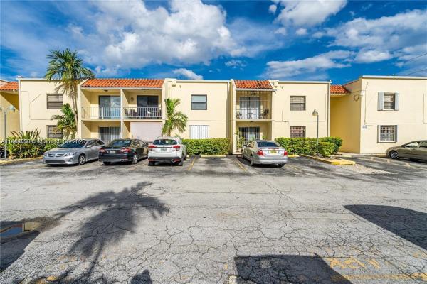 8701 SW 12th St #21, Unincorporated Dade County, Florida 33174, image 1