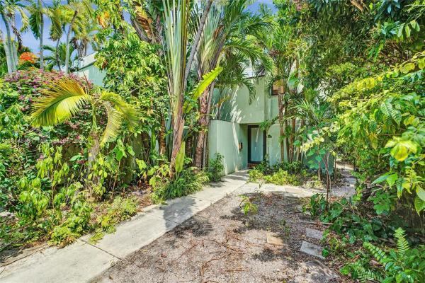 2591 Trapp Ave #4, Miami, Florida 33133, image 1